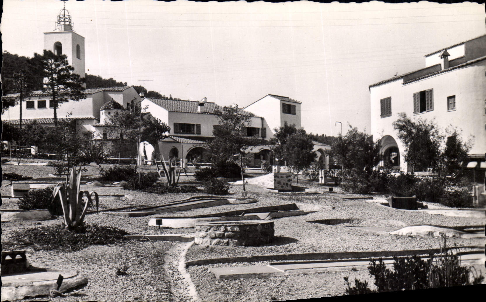 Calanques des Issambres — Golf-Club — Maison de la Première Nouveau Village