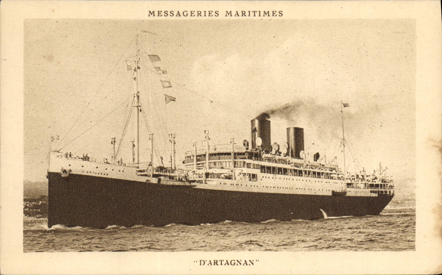 El transatlántico "D'Artagnan" — Messageries Maritimes — editor Imp. Daunissat, París