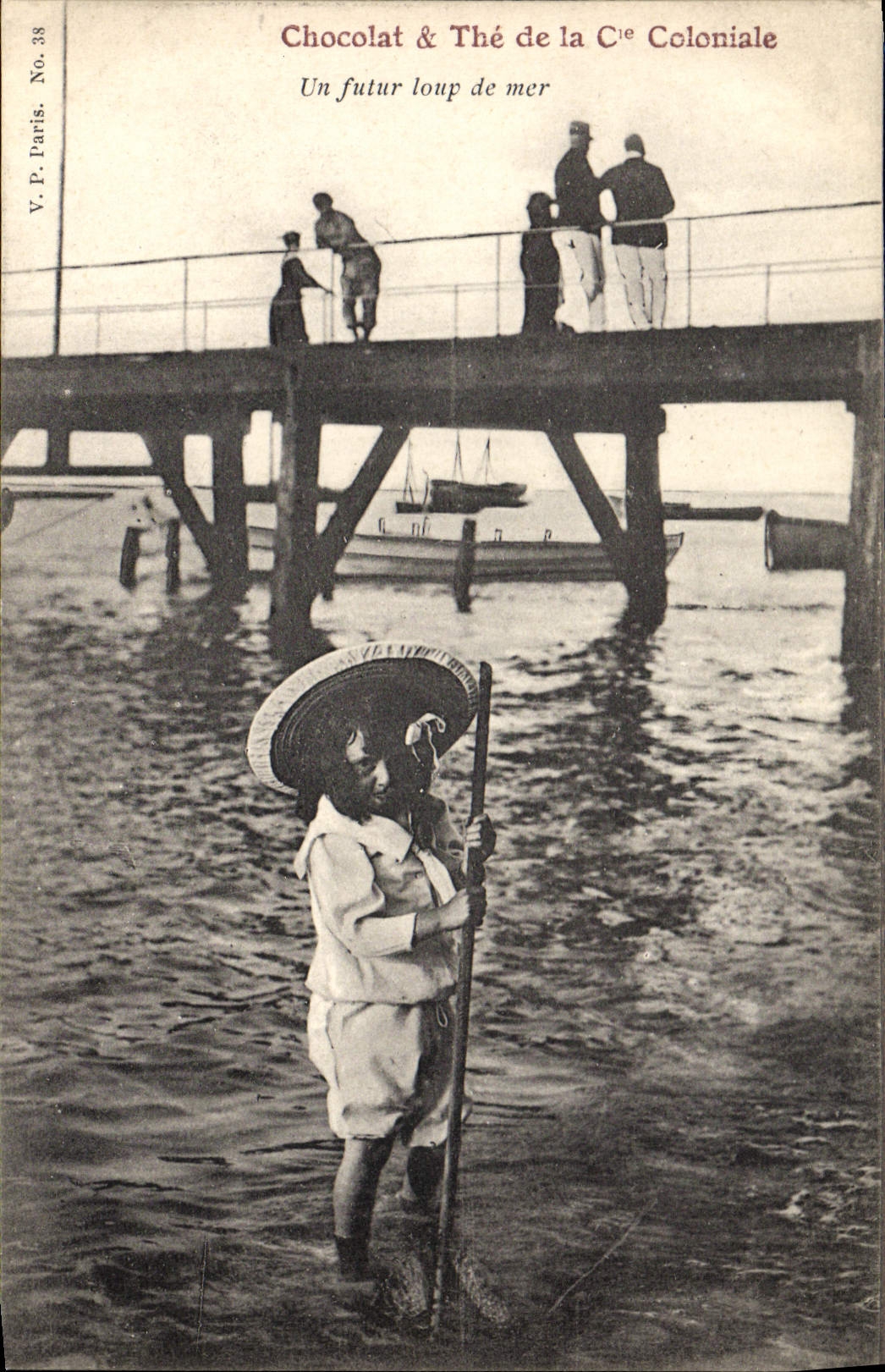 CPA Folklore Maillot de Bains Enfant Un futur loup de mer
