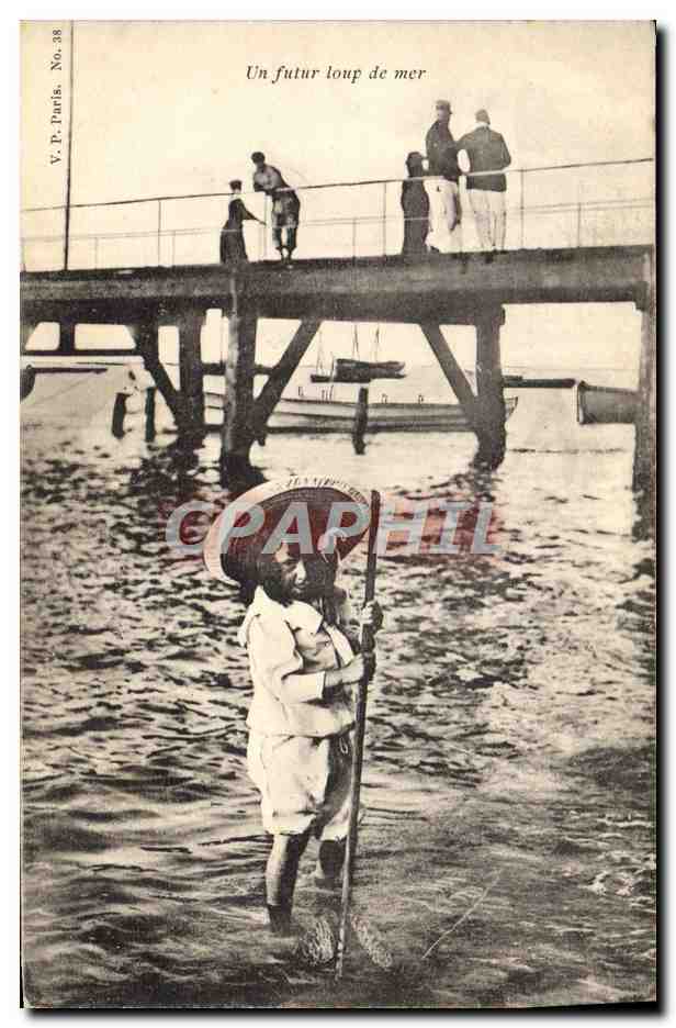 CPA Folklore Maillot de Bains Enfant Un futur loup de mer