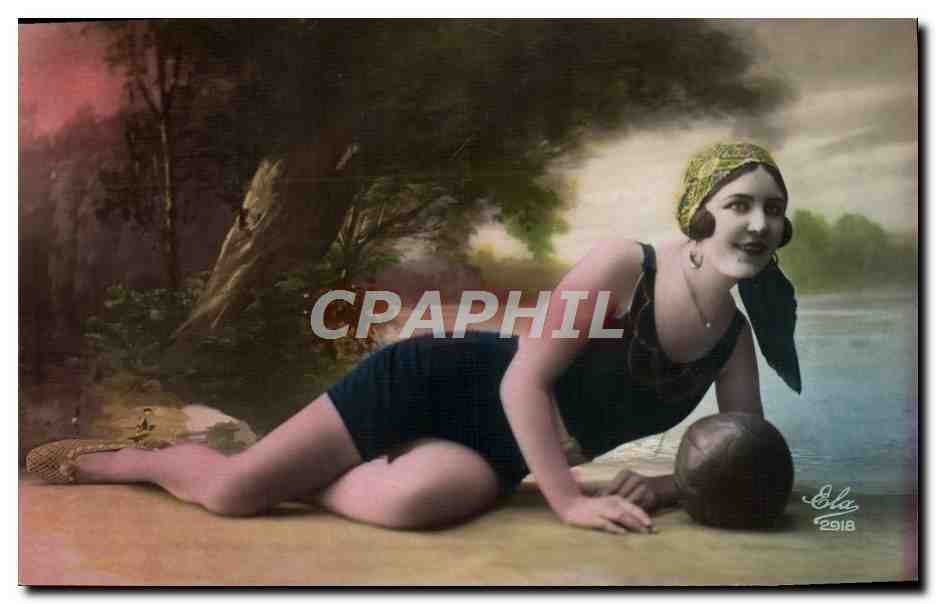 CPA Folklore Maillot de Bains Femme 