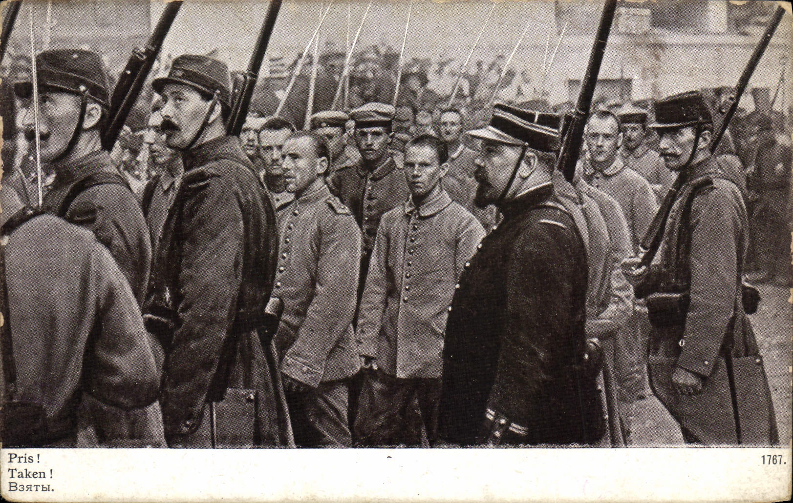 CPA Militaria Prisonniers allemands 