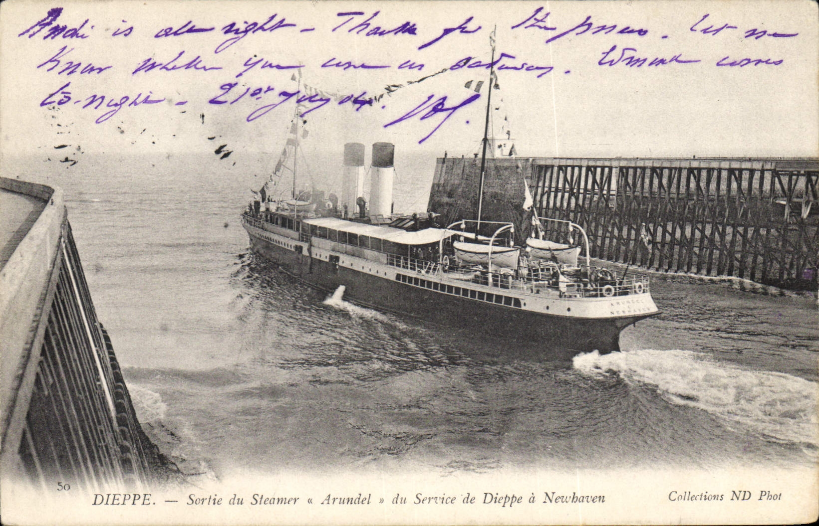 Dieppe — Sortie du Steamer « Arundel » du Service de Dieppe à Newhaven