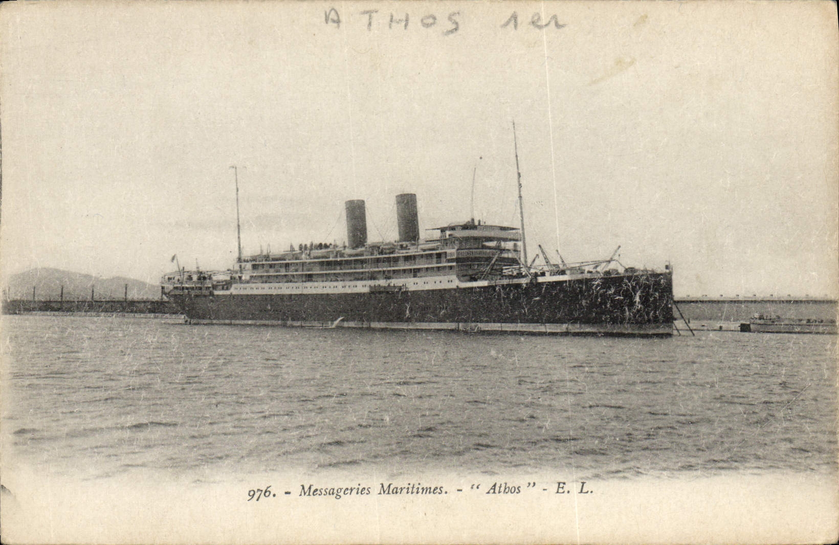 Athos Mer — Navire de la Messageries Maritimes — n° 976