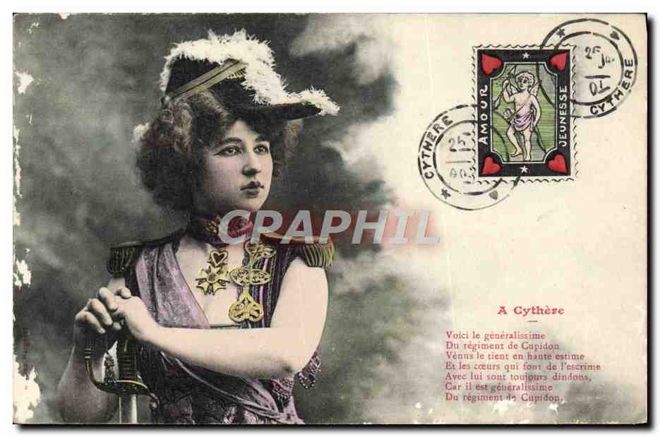 Jeune femme en costume militaire — Cythère — éditeur non visible