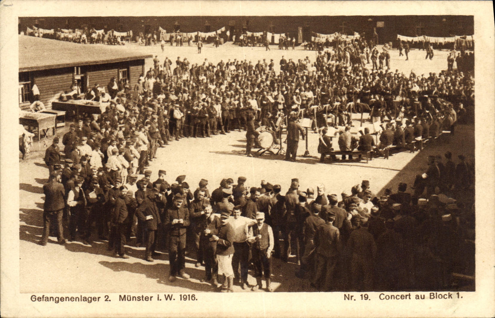Concierto en el Block 1 — Campo de prisioneros 2, Münster i.W. 1916 — Nr. 19