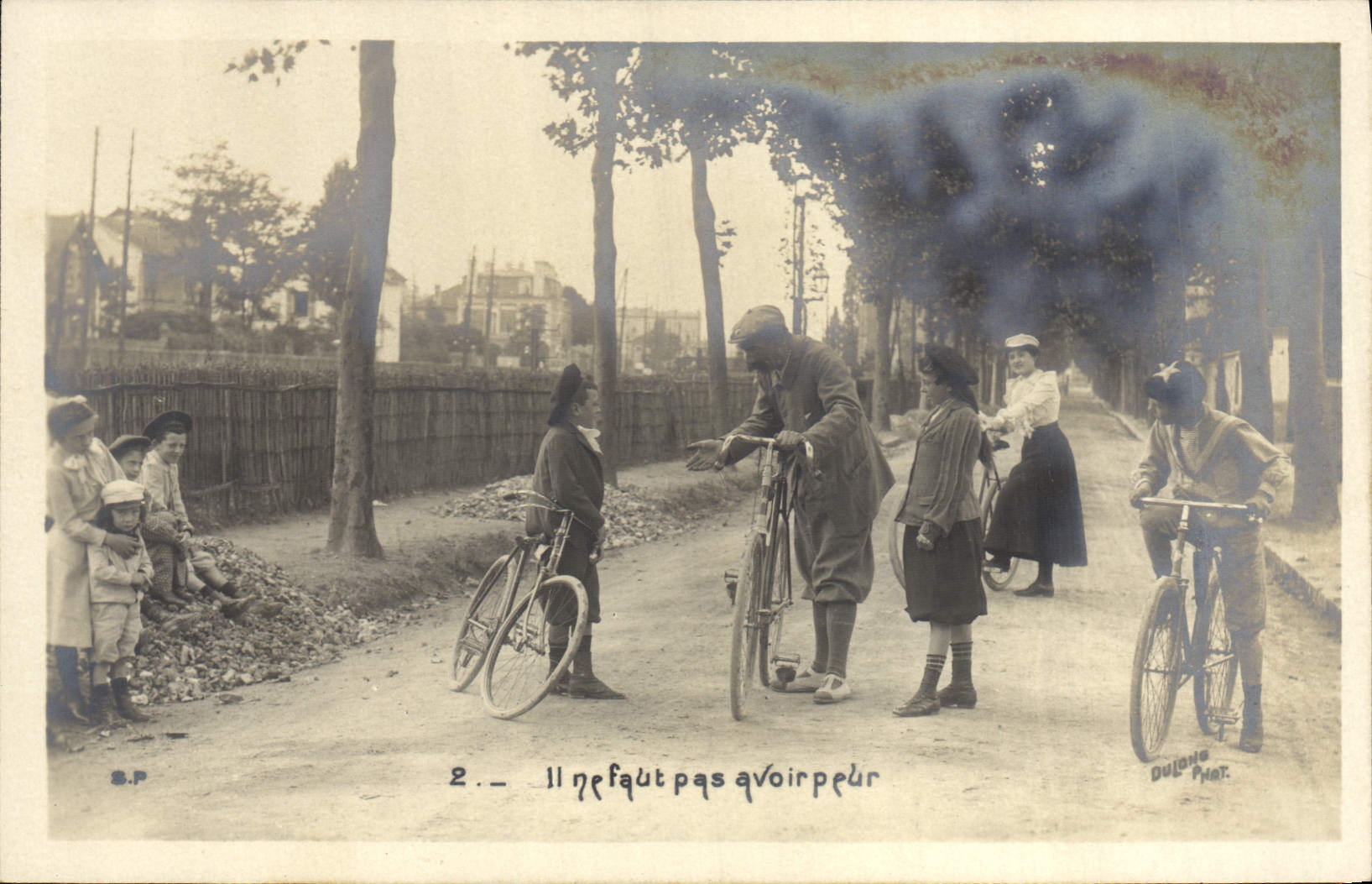 CPA Fantaisie Enfant Velo Cycle