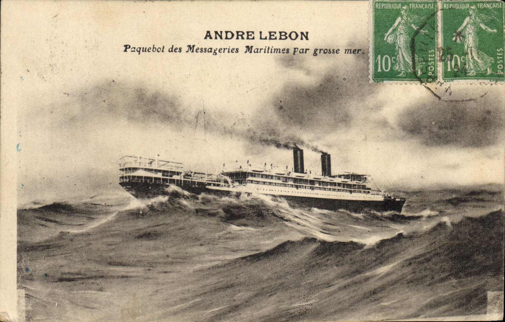 Paquebot des Messageries Maritimes André Lebon — par grosse mer — éditeur G. Forcet, n°10057