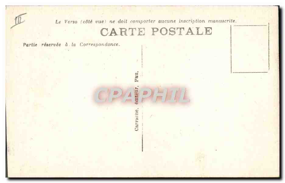 CPA Folklore Pyrenees Montagnarde filant  — Verso