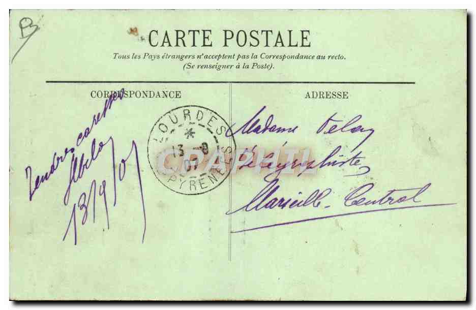 CPA Folklore Femmes Montagnards allant a l'eglise  — Verso