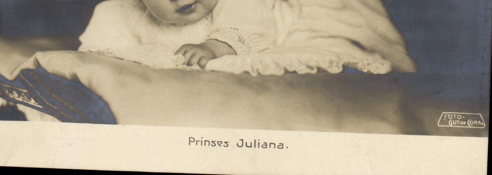 Prinses Juliana — Photo de la princesse Juliana — Foto-Guyot (ORAL)