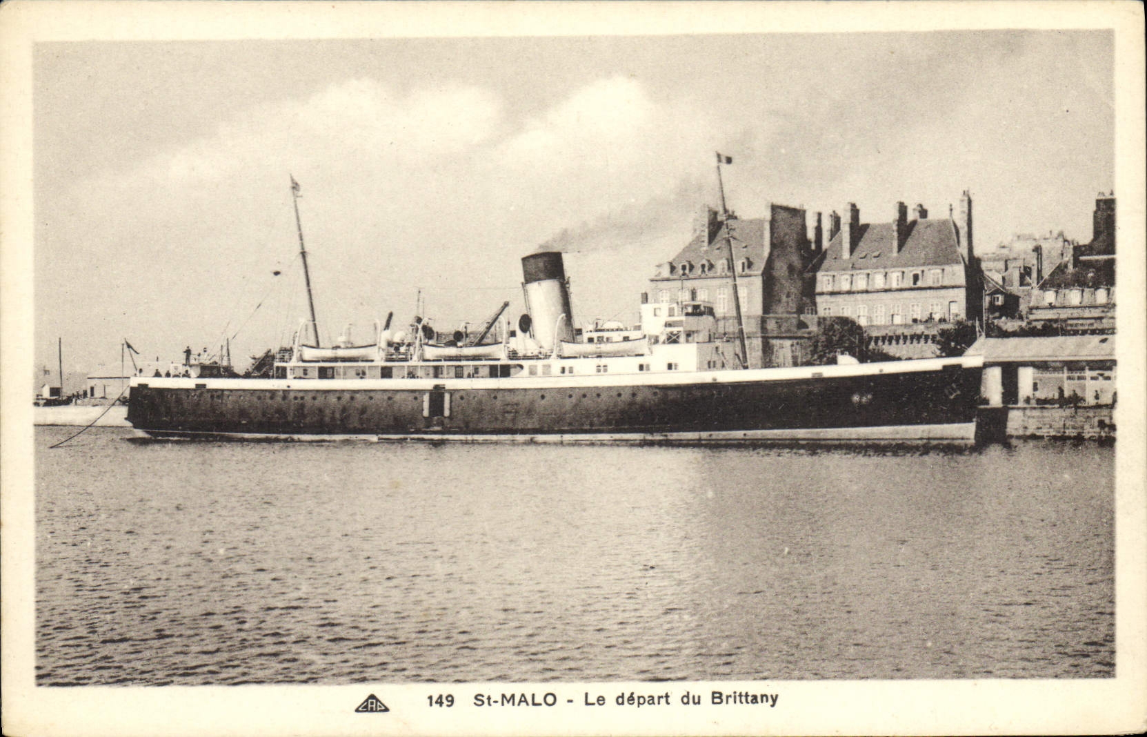 CPA Bateau St Malo Le depart du Britanny 