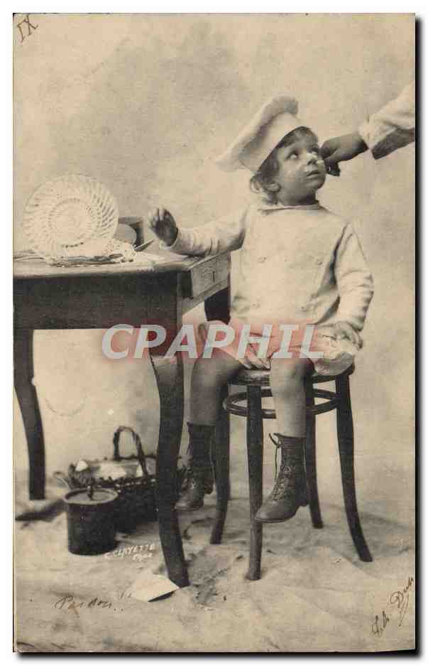 CPA Fantaisie Enfant Patissier 