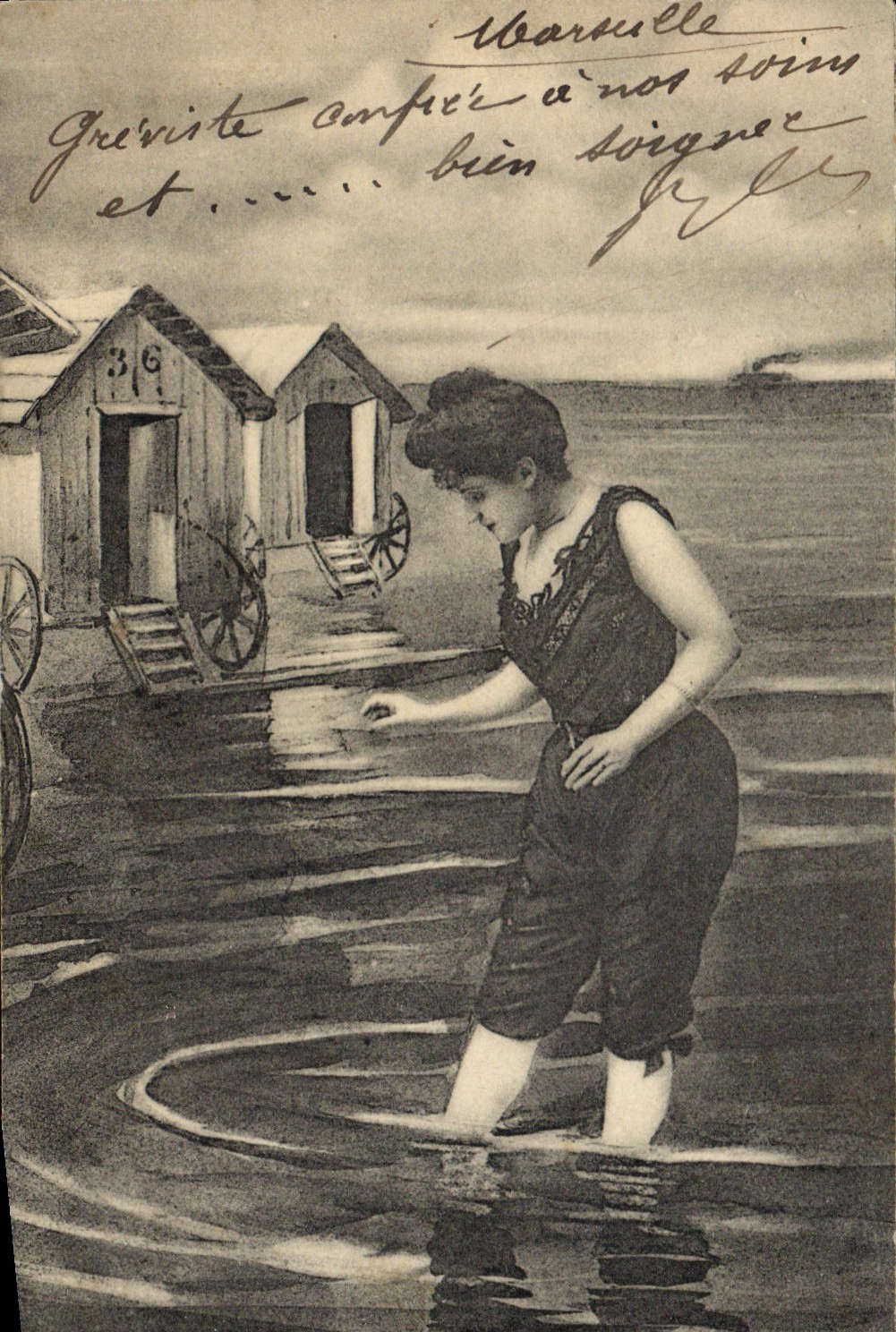 Baigneuse à Marseille — cabines de bain — éditeur non identifié, n° de série non visible