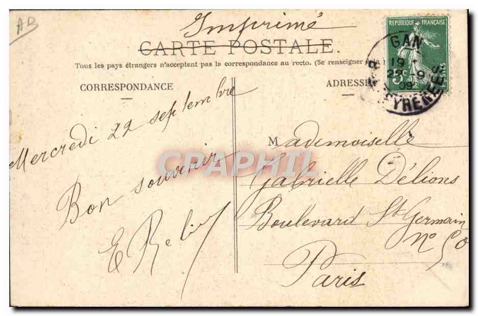 CPA Pyrenees Femmes Commerage Villageois Folklore — Verso