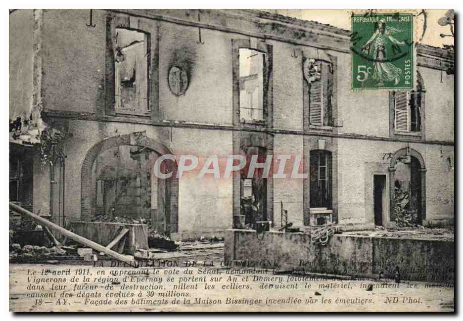 Die Zerstörung des Hauses Bissinger — Ay — ND Phot.
