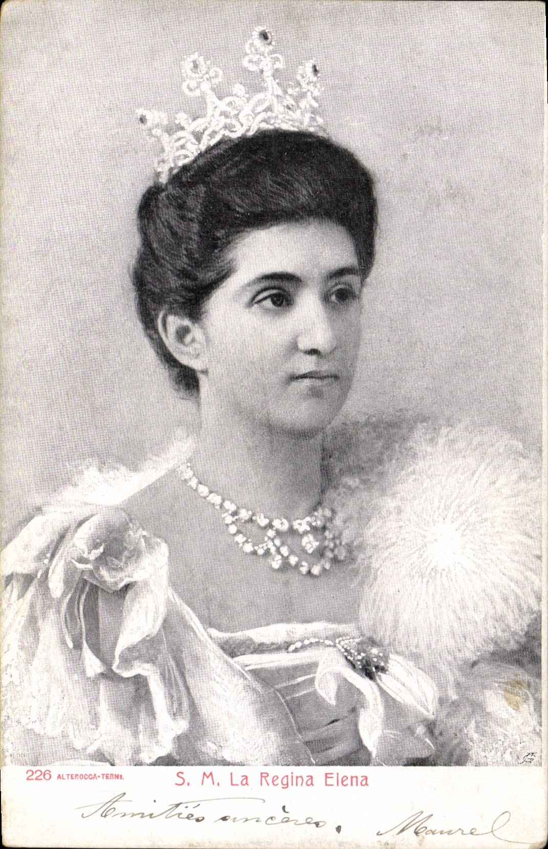 S.M. La Regina Elena — portrait en costume royal — éditeur Maurel, n° 226
