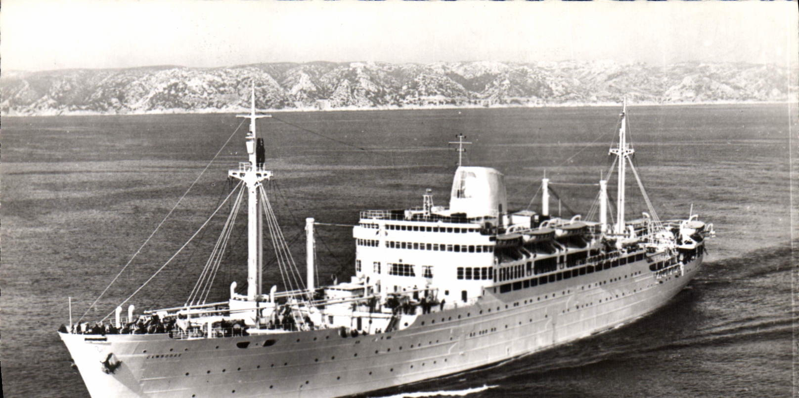 Le Paquebot "Cambodge" — Compagnie des Messageries Maritimes — éditeur non visible
