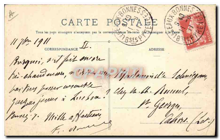 CPA Folklore Pyrenees Jolie montagnarde en costume de fete  — Verso