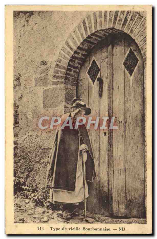 CPA Folklore Type de vieille bourbonnaise 