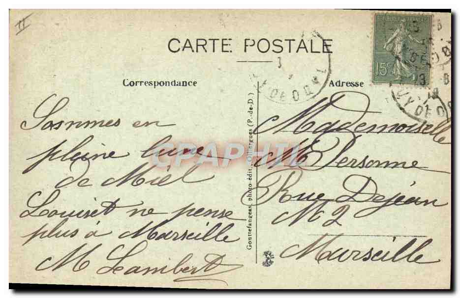 CPA Folklore Auvergne Femmes — Verso