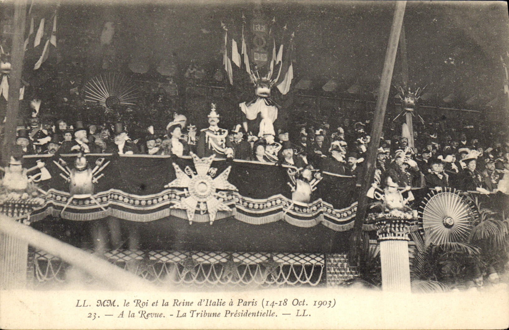Le Roi et la Reine d'Italie à Paris — 14-18 Oct. 1903 — LL. MM. — La Tribune Présidentielle