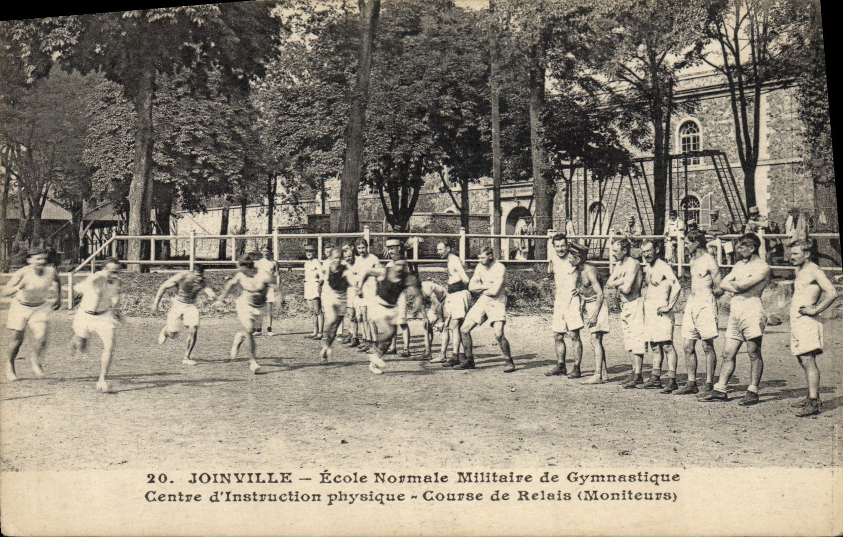 Joinville — École Normale Militaire de Gymnastique — Course de Relais (Moniteurs)