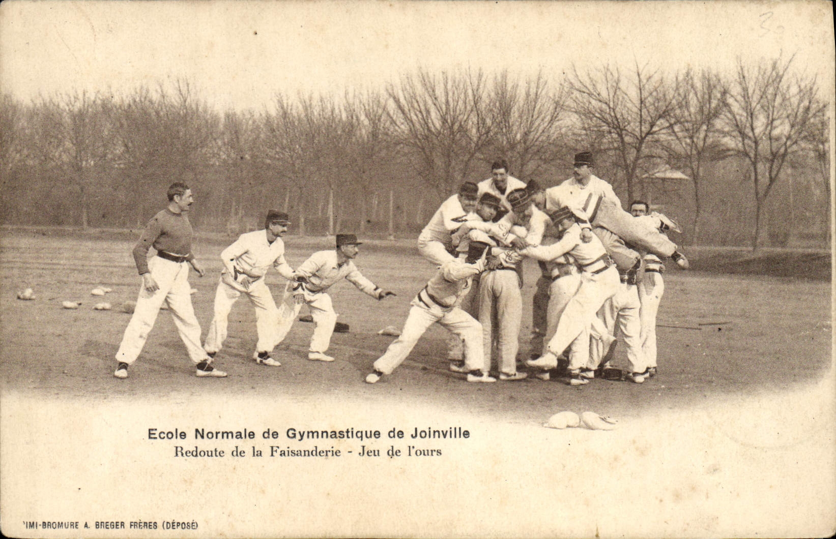 École Normale de Gymnastique de Joinville — Jeu de l'ours — Imi-Bromure A. Breger Frères (Déposé)