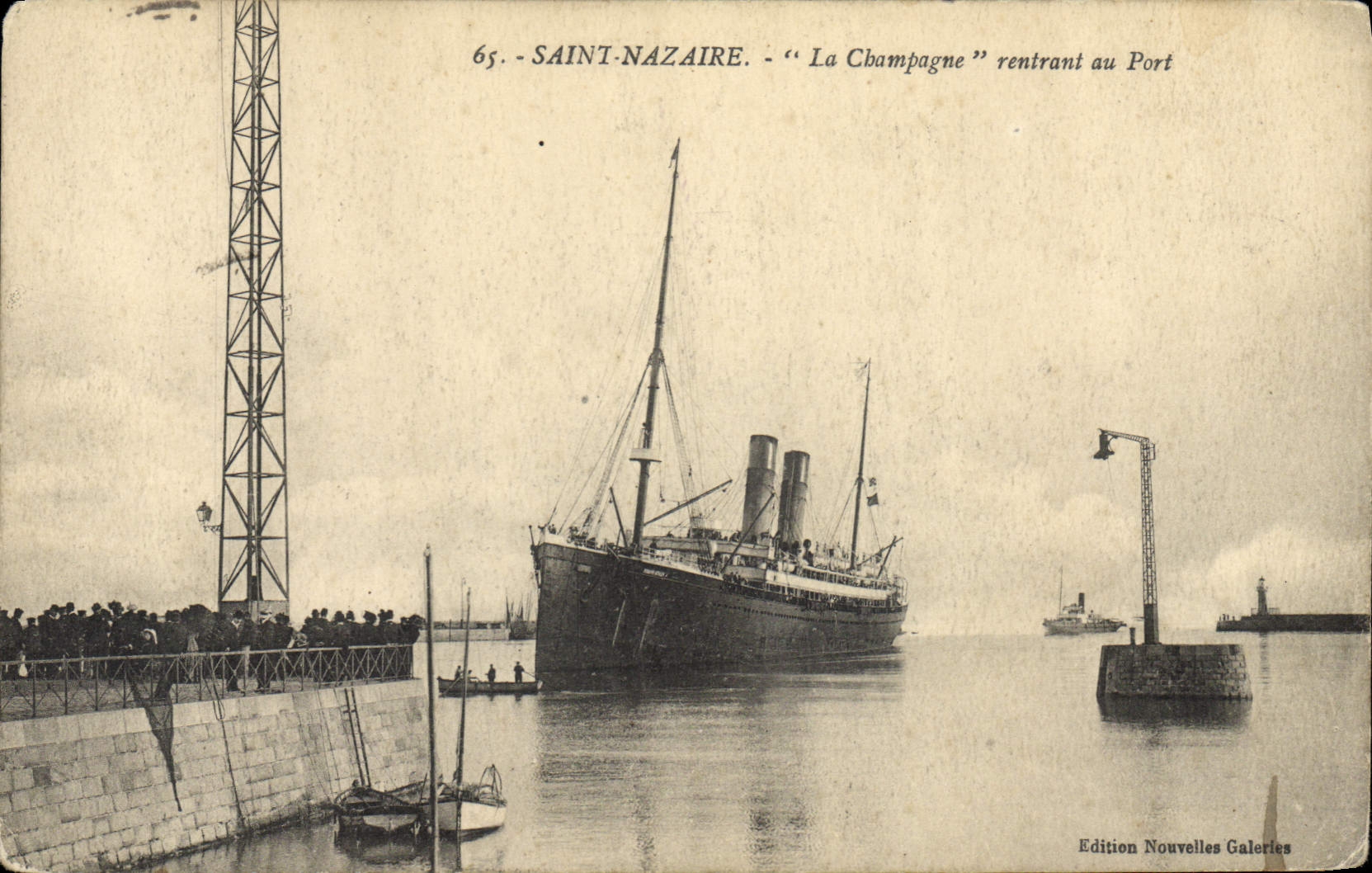 Saint-Nazaire — 'La Champagne' rentrant au Port — Edition Nouvelles Galeries n°65