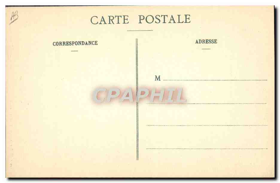 CPA Folklore Auvergne Vieille fileuse  — Verso