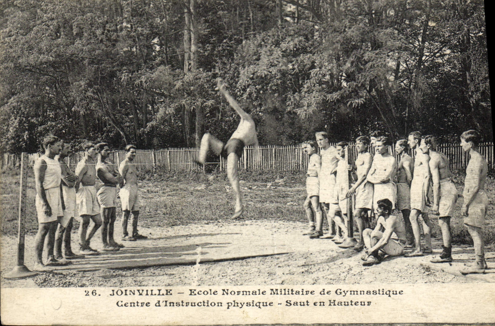 Joinville — Ecole Normale Militaire de Gymnastique — Saut en Hauteur