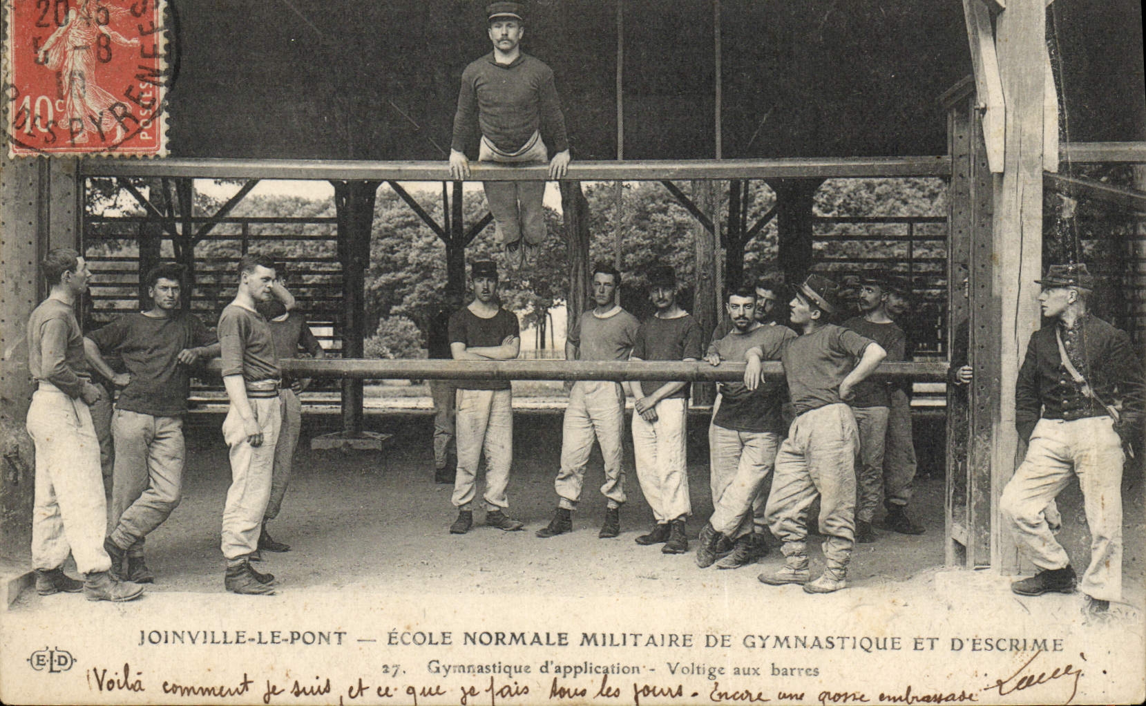 Joinville-le-Pont — École Normale Militaire de Gymnastique et d'Escrime — Voltige aux barres