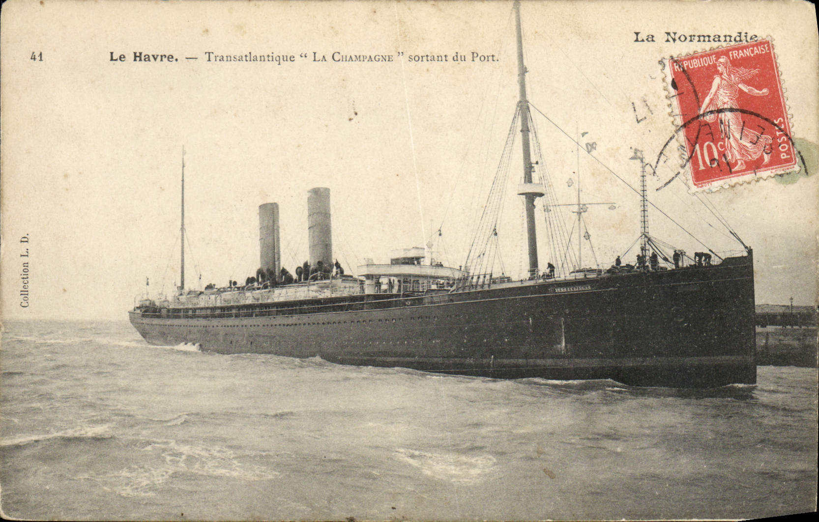 Le Havre — Transatlántico "La Champagne" saliendo del Puerto — La Normandía