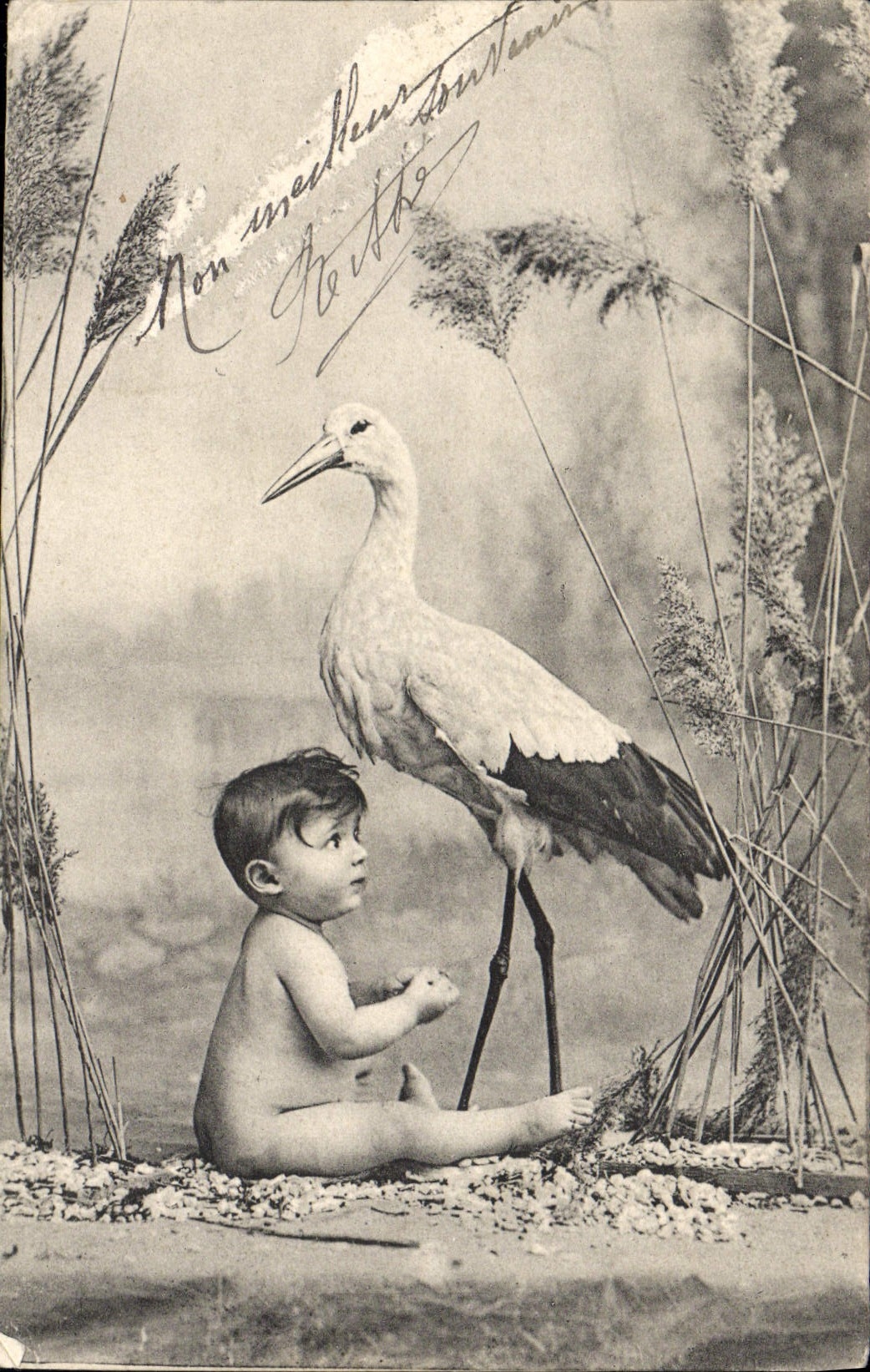 CPA Fantaisie Enfant Cigogne