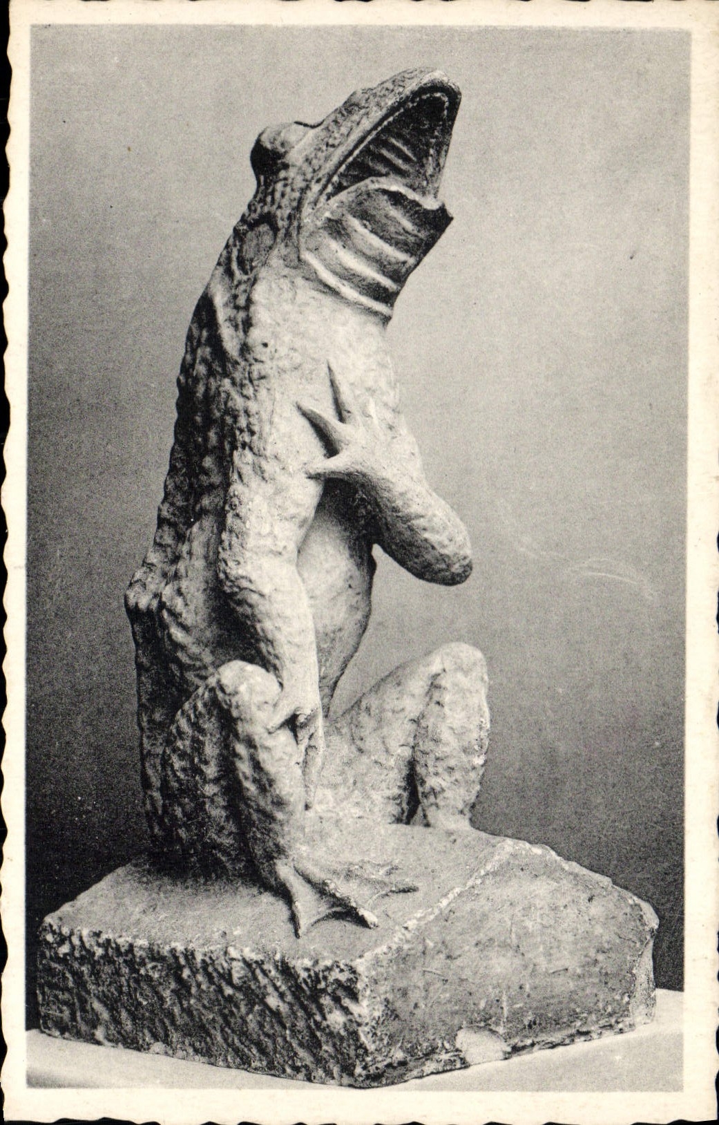 CPA Grenouille Crapaud Blois Le chateau Ancienne gargouille 