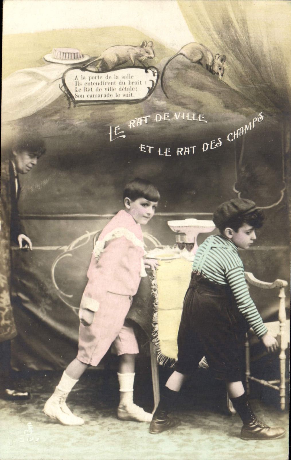 Le Rat de Ville et Le Rat des Champs — scène de théâtre avec deux enfants — CPAPHIL