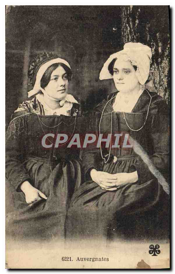 CPA Folklore Auvergne Auvergnates
