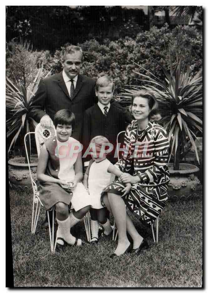 Famille princière de Monaco — Prince Albert, Princesse Caroline, Princesse Stéphanie — Collection Tom Hustler