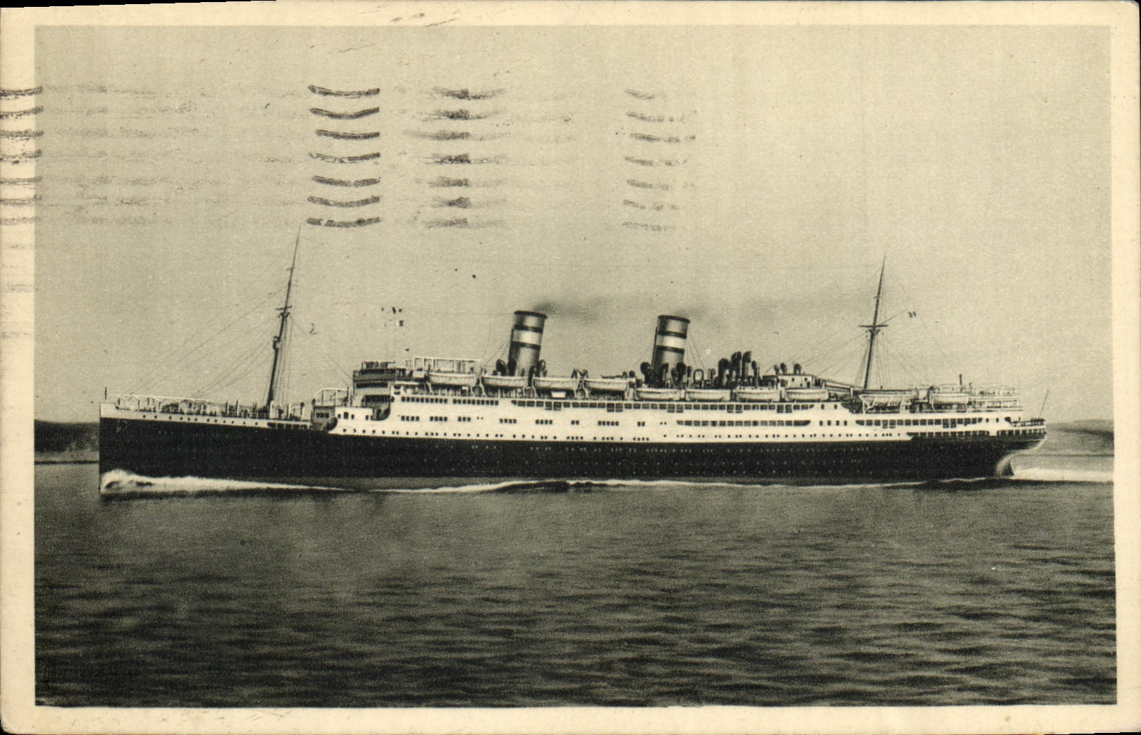 Navire de ligne Lloyd Triestino — vue en mer — éditeur LLOYD TRIESTINO, n° de série non visible - Anverso