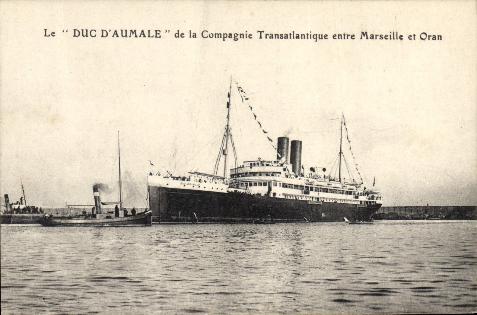 Het "DUC D'AUMALE" van de Transatlantische Maatschappij tussen Marseille en Oran