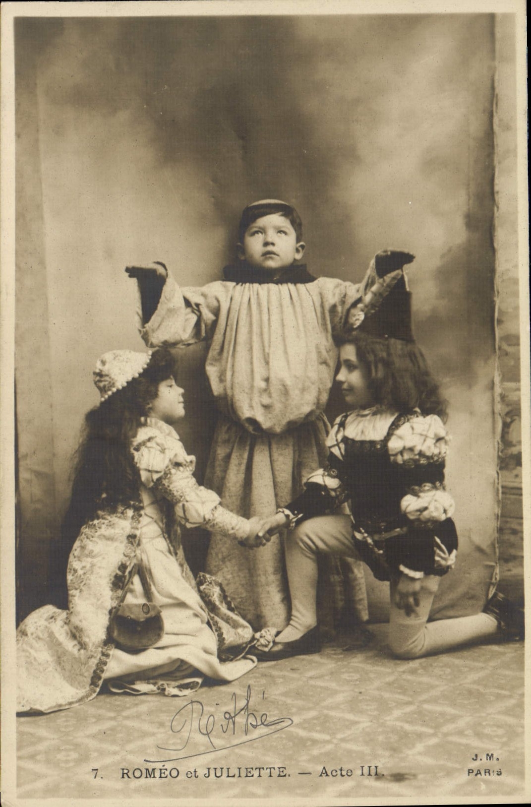 CPA Fantaisie Enfant Romeo et Juliette Moine Pretre