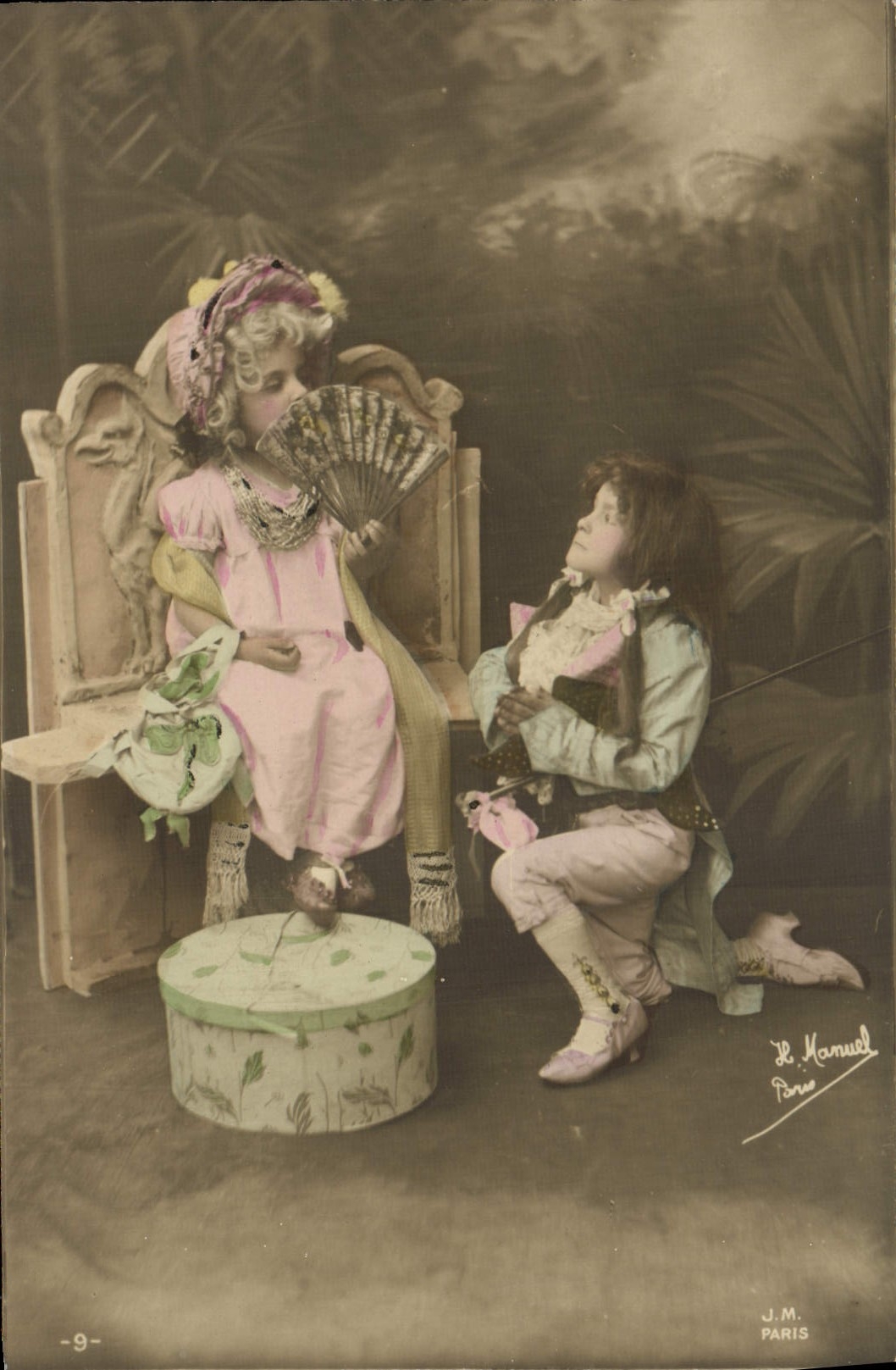 Due bambini in costume — J.M. Manuel, Parigi — n°9