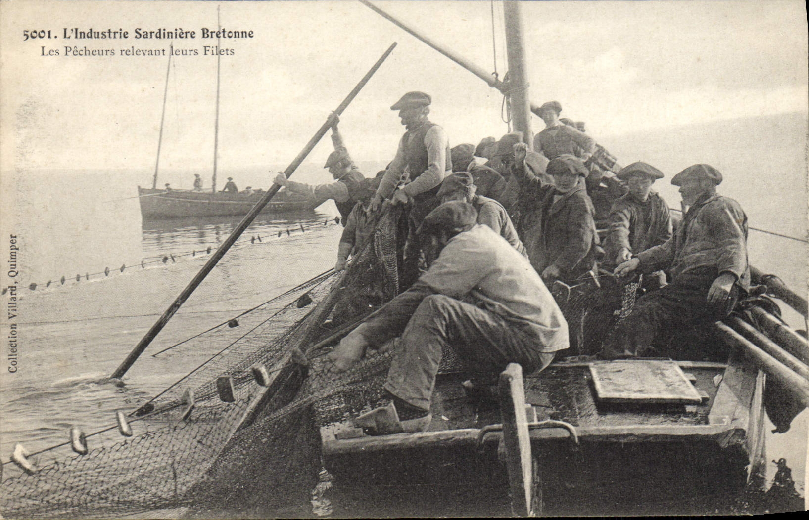 Les Pêcheurs relevant leurs Filets — L'Industrie Sardinière Bretonne — Collection Villard, Quimper, n°5001