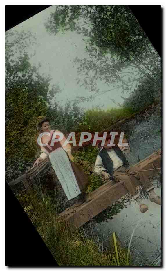 CPA Folklore Attention ca mord peche 