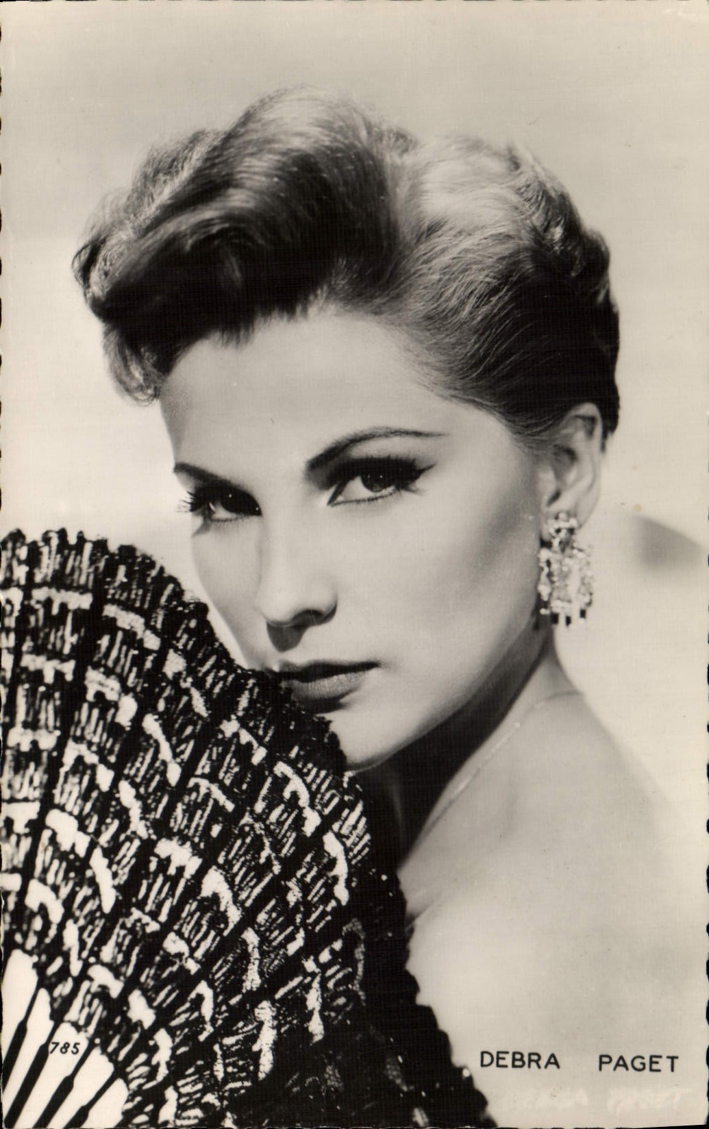 CPM Cinema Debra Paget Eventail