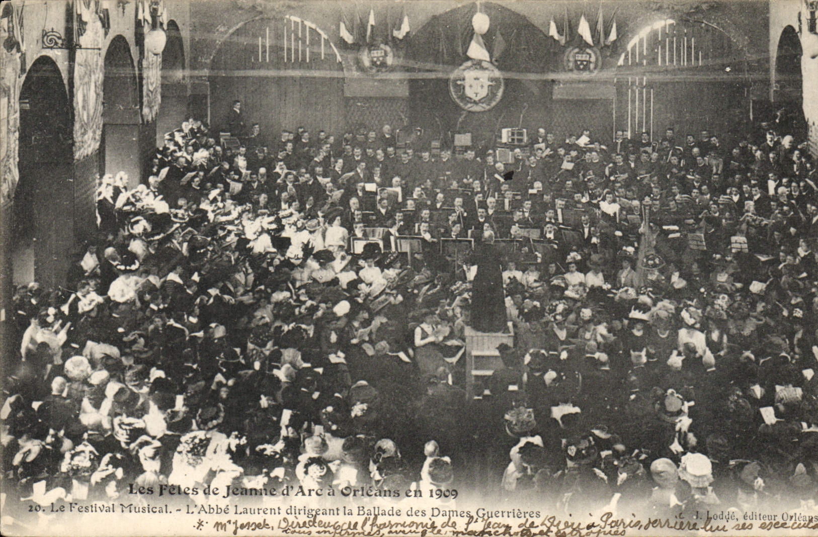 CPA Les fetes de Jeanne d'Arc Orleans 1909 Le festival musical L'abbe Laurent dirigeant la ballade des Dames Guerrieres 