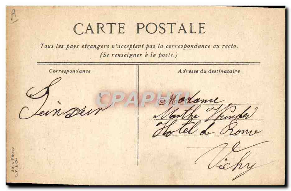 CPA Attelage Centre de la France Retour aux champs Boeufs  — Rückseite