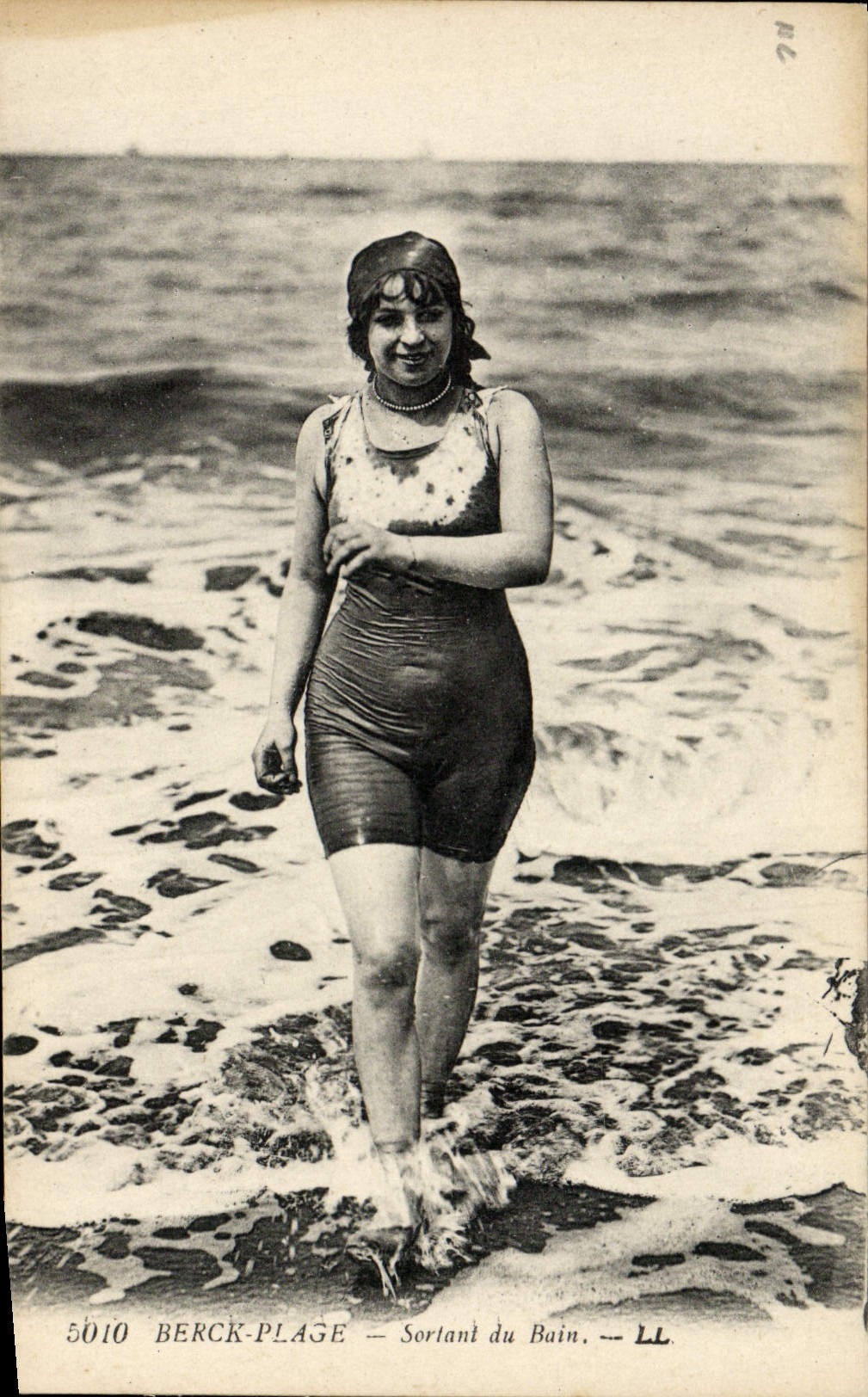 Berck-Plage — Sortant du Bain — LL, n° 5010