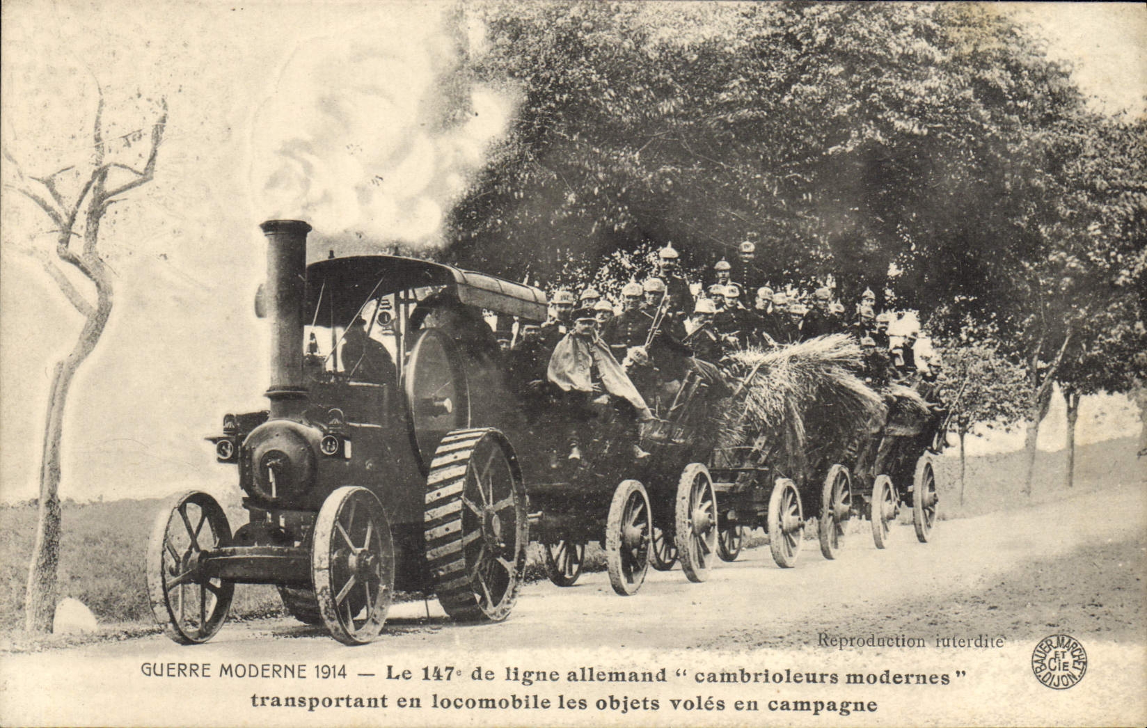 CPA Attelage Le 147eme de ligne allemand cambrioleurs modernes transportant en locomotive les objets voles 