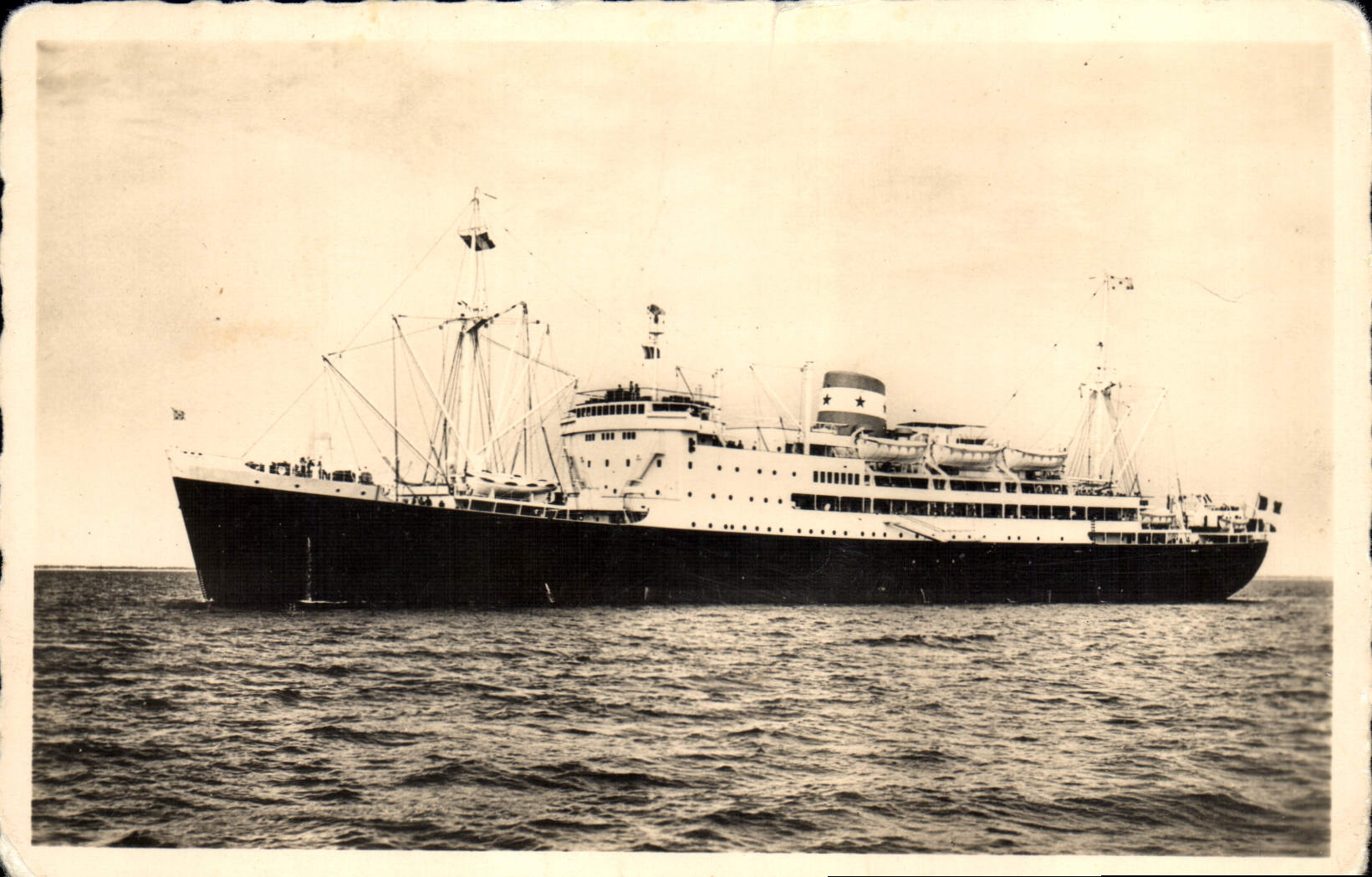 Paquebot Foucauld-Brazza — Compagnie Maritime des Chargeurs Réunis